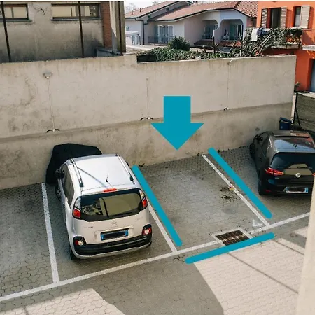 דירה Lora Feathers Suite, Free Parking, Self Check In,4 *