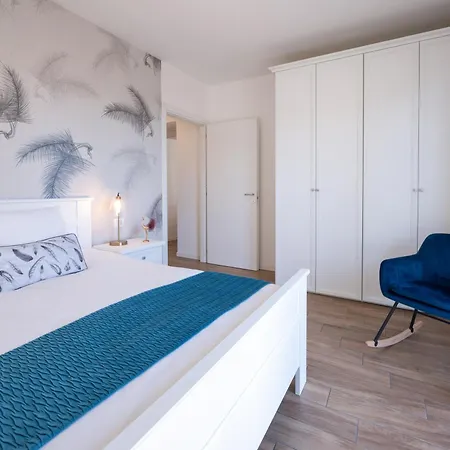 アパート Lora Luxury 4, Free Private Parking, Self Check-in, Air Conditioner
