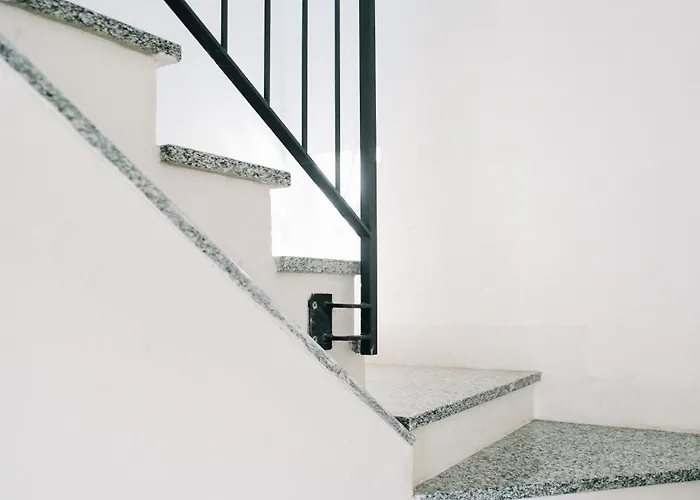 Apartamento Lora Feathers Suite, Free Parking, Self Check In,4 Como